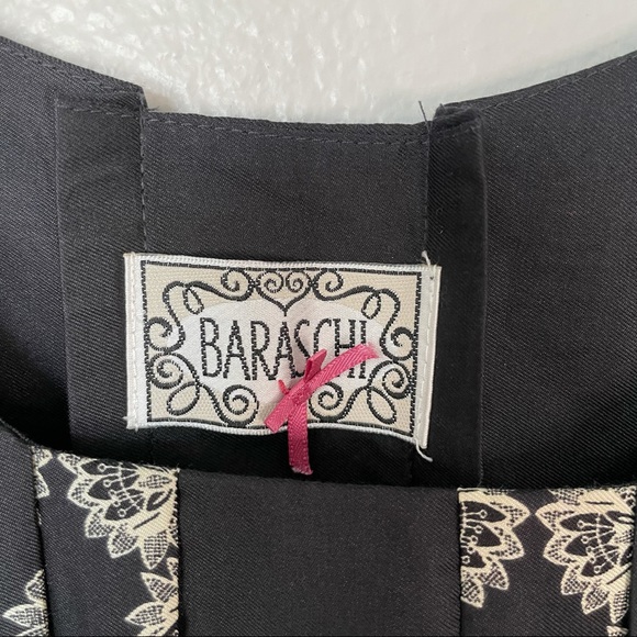 Baraschi Sleeveless Silk Flowered Pleated Black Tie Top Size Small - Picture 6 of 8